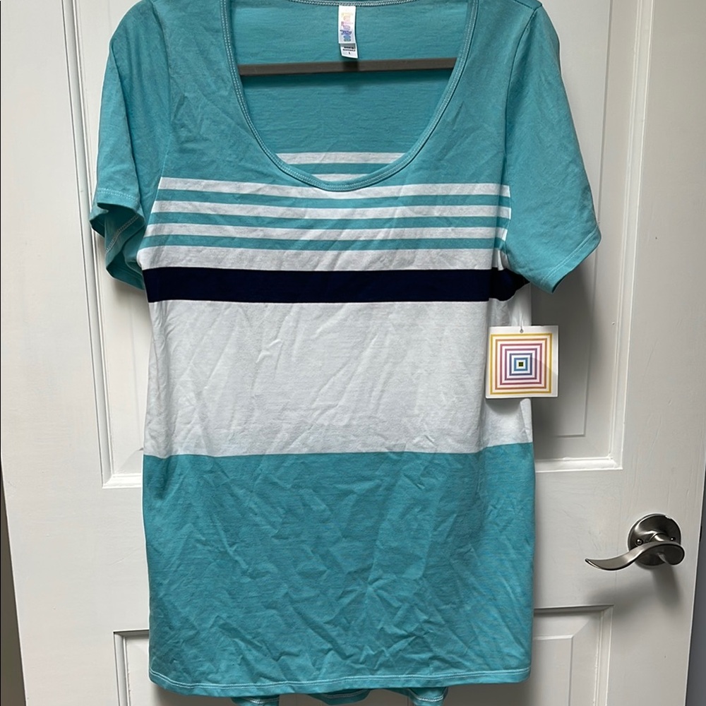 LuLaRoe Short Sleeve Classic T Size L NWT